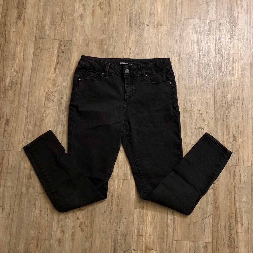 Black Mid-rise Skinny Jeans